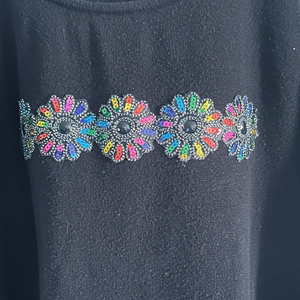 Floral Embroidered Black and Gray Sweater - Picture 5 of 5